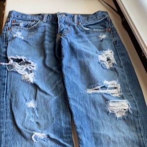 Levi’s 511 w30xL30 distressed denim jeans